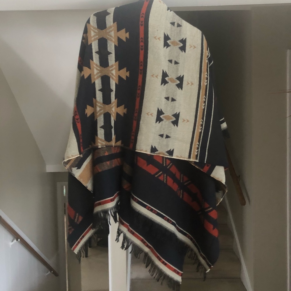 Gorgeous, oversized, Navajo poncho. One size fits.